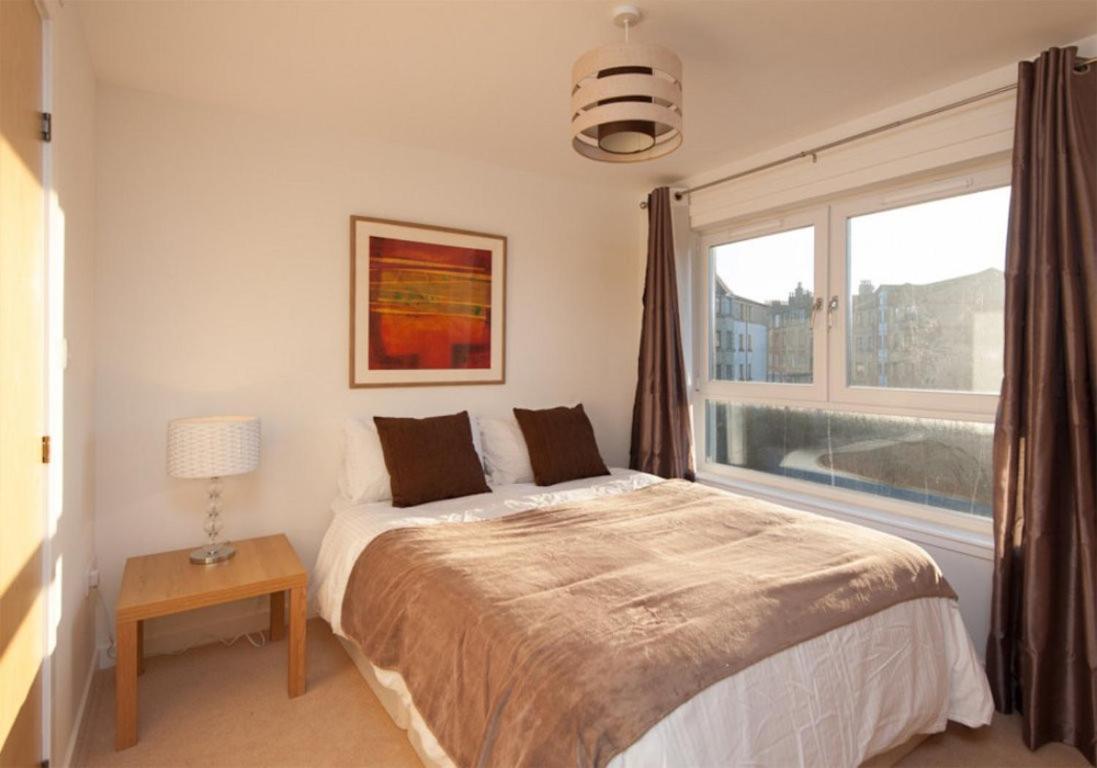The Lochend Park View Residence Edimburgo Exterior foto